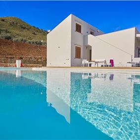 3 bedroom villa with pool, Scopello, sleeps 6